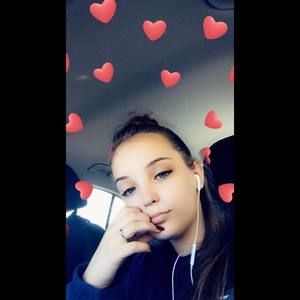 Meet your Posher, Destinee